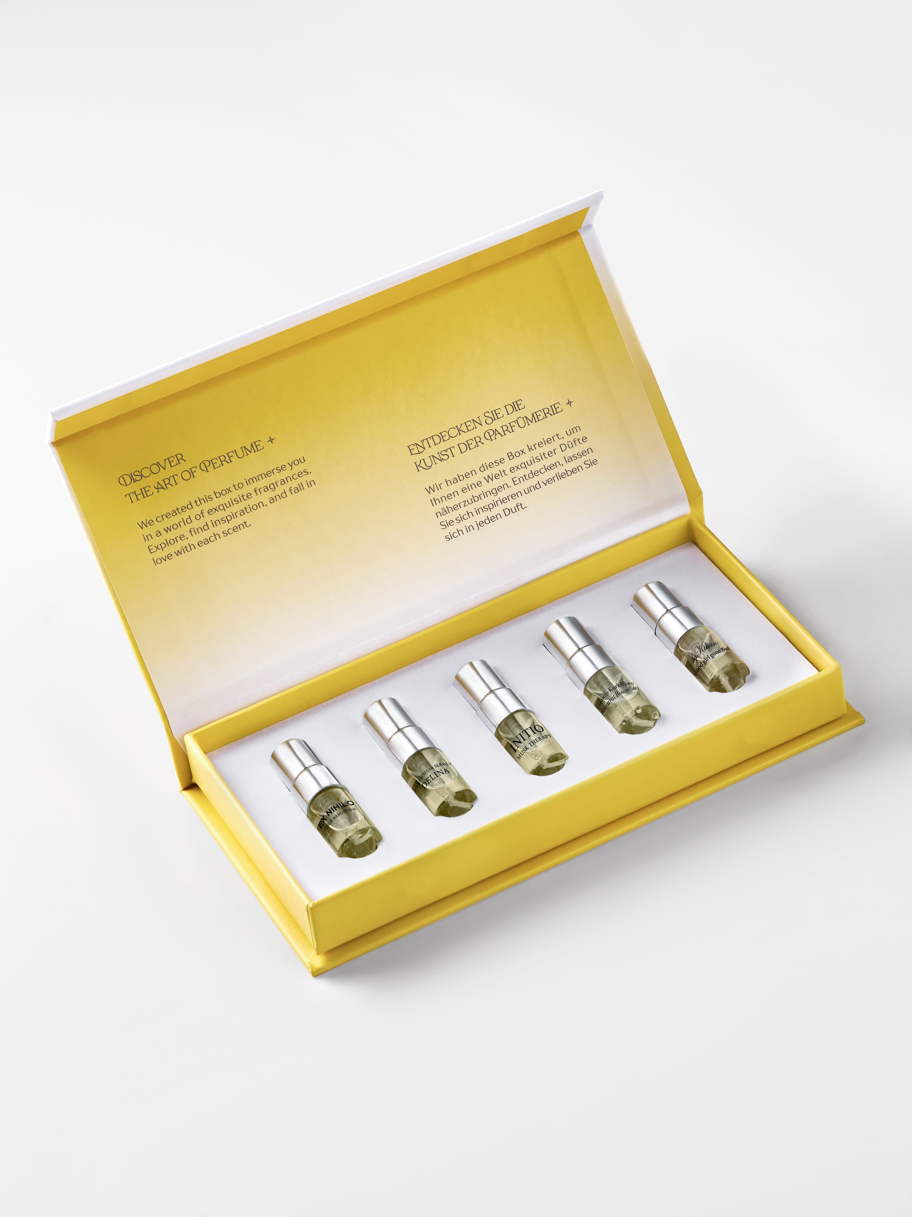 Legends for Her Discovery Box — top view of open box with 5×2 ml fragrance testers